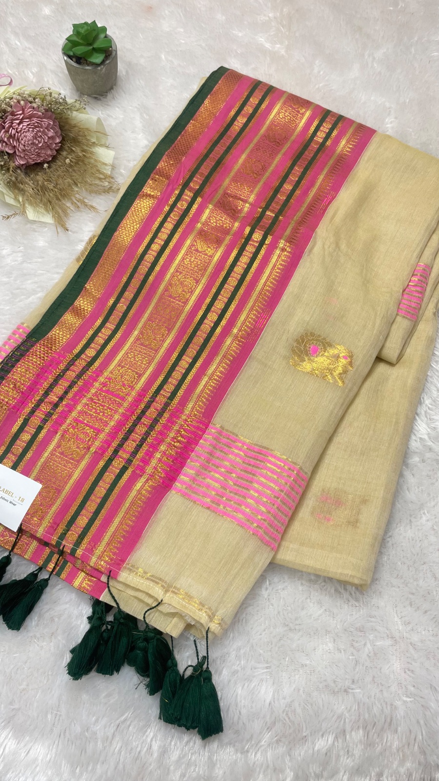 Cream colour cotton saree angle 2