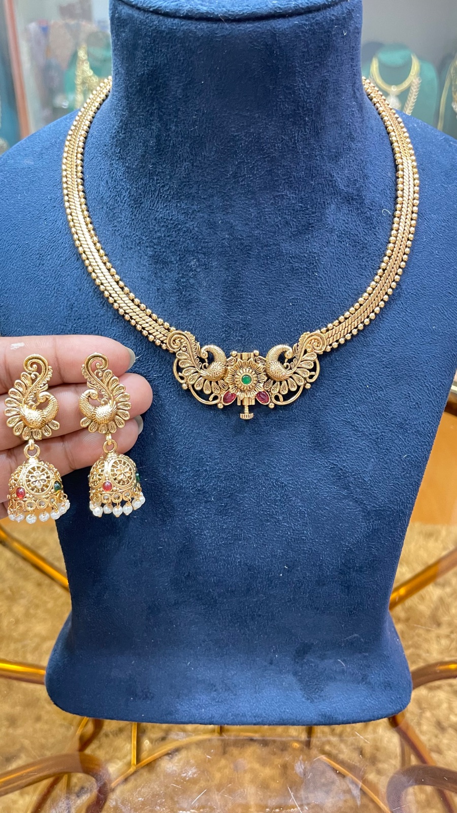 Kanti Necklace