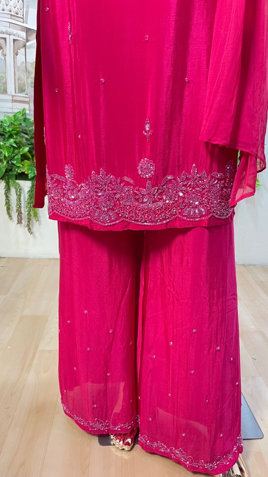 Pink kurti set angle 4