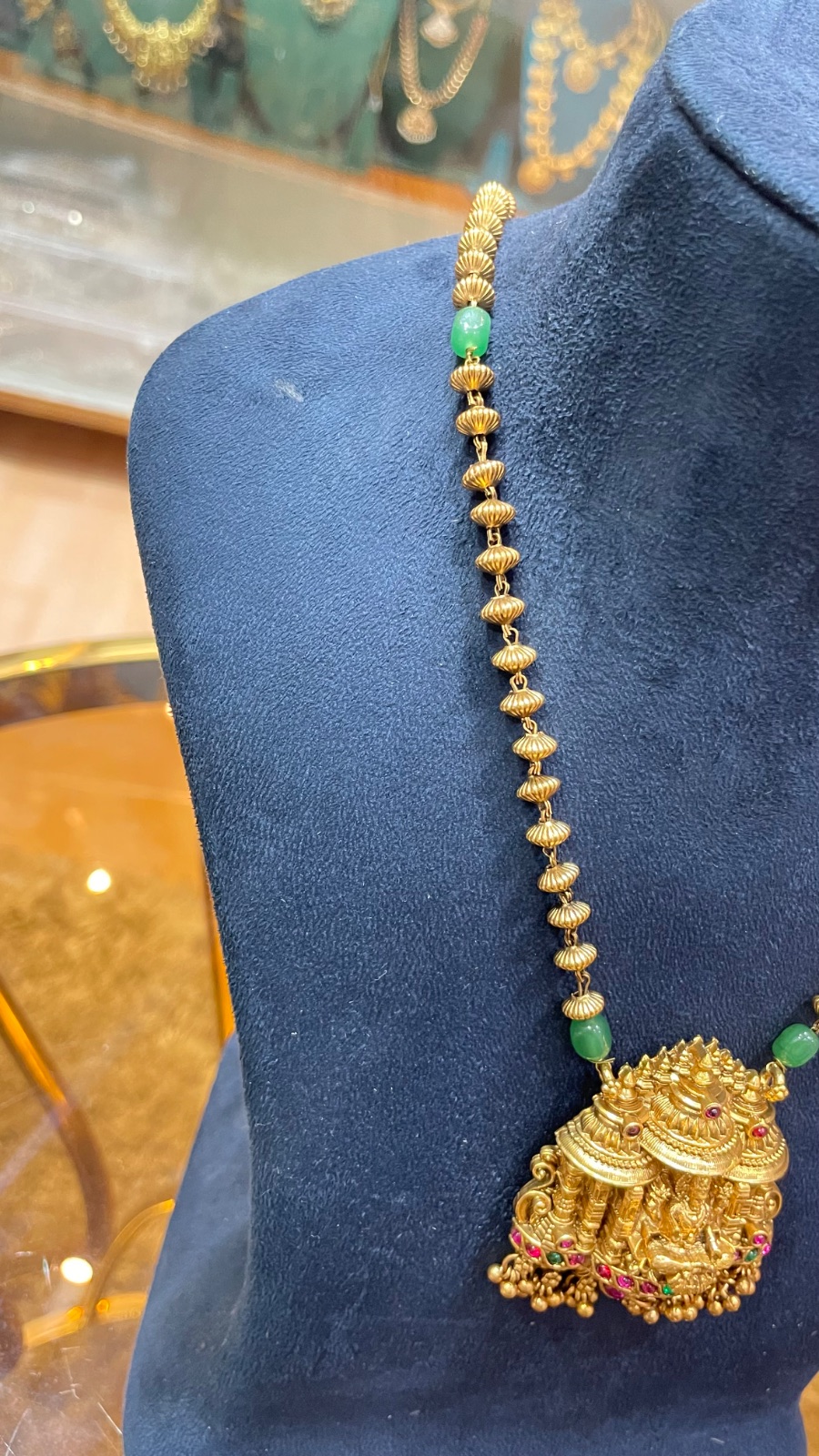 Lakshmi design with temple style necklace angle 2