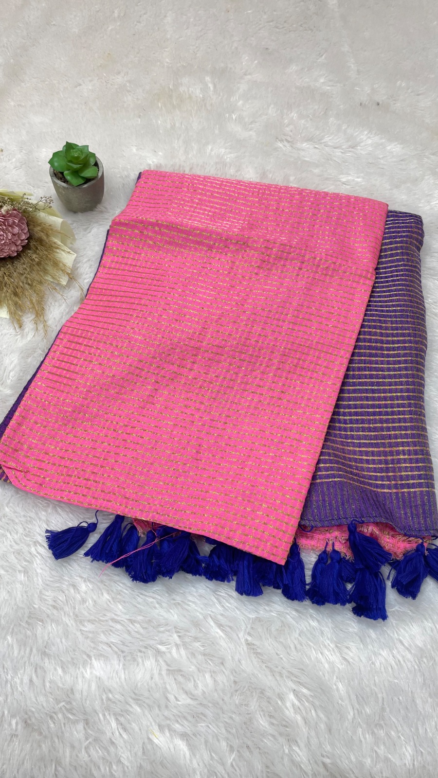 Small check cotton saree