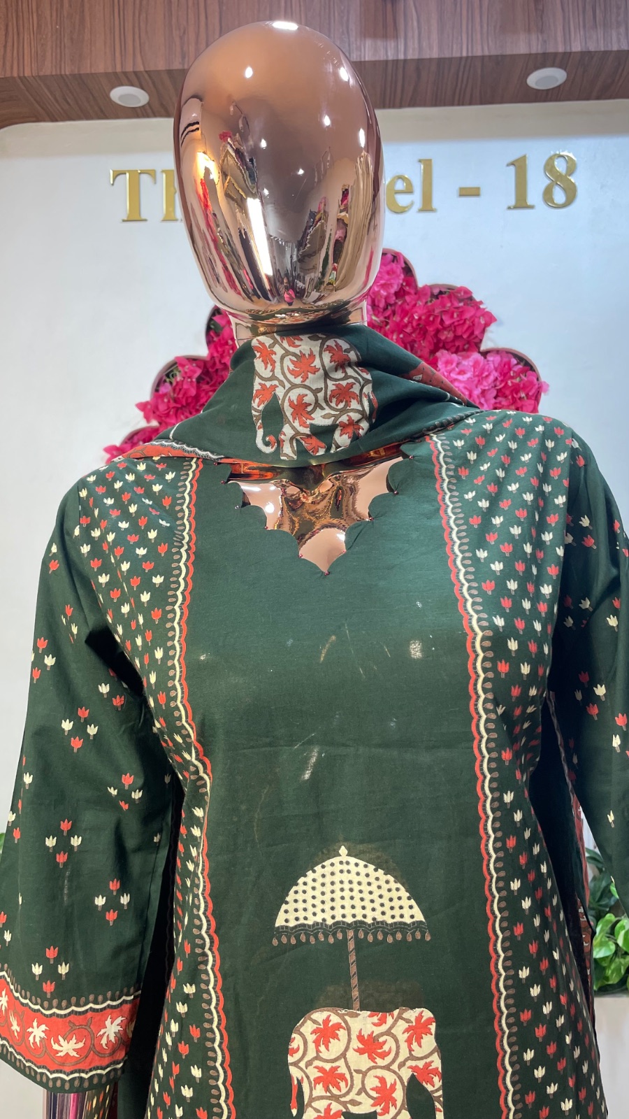 Green kurti set angle 3