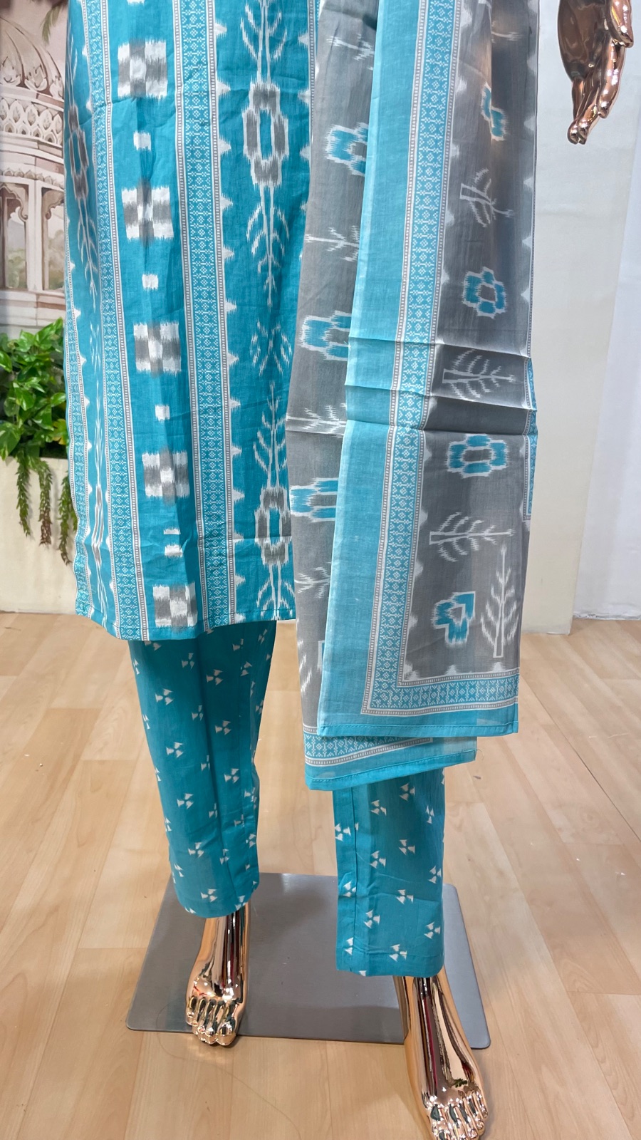 Blue cotton kurti set angle 6