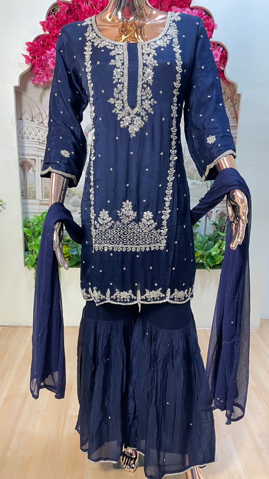 Blue kurti set angle 3