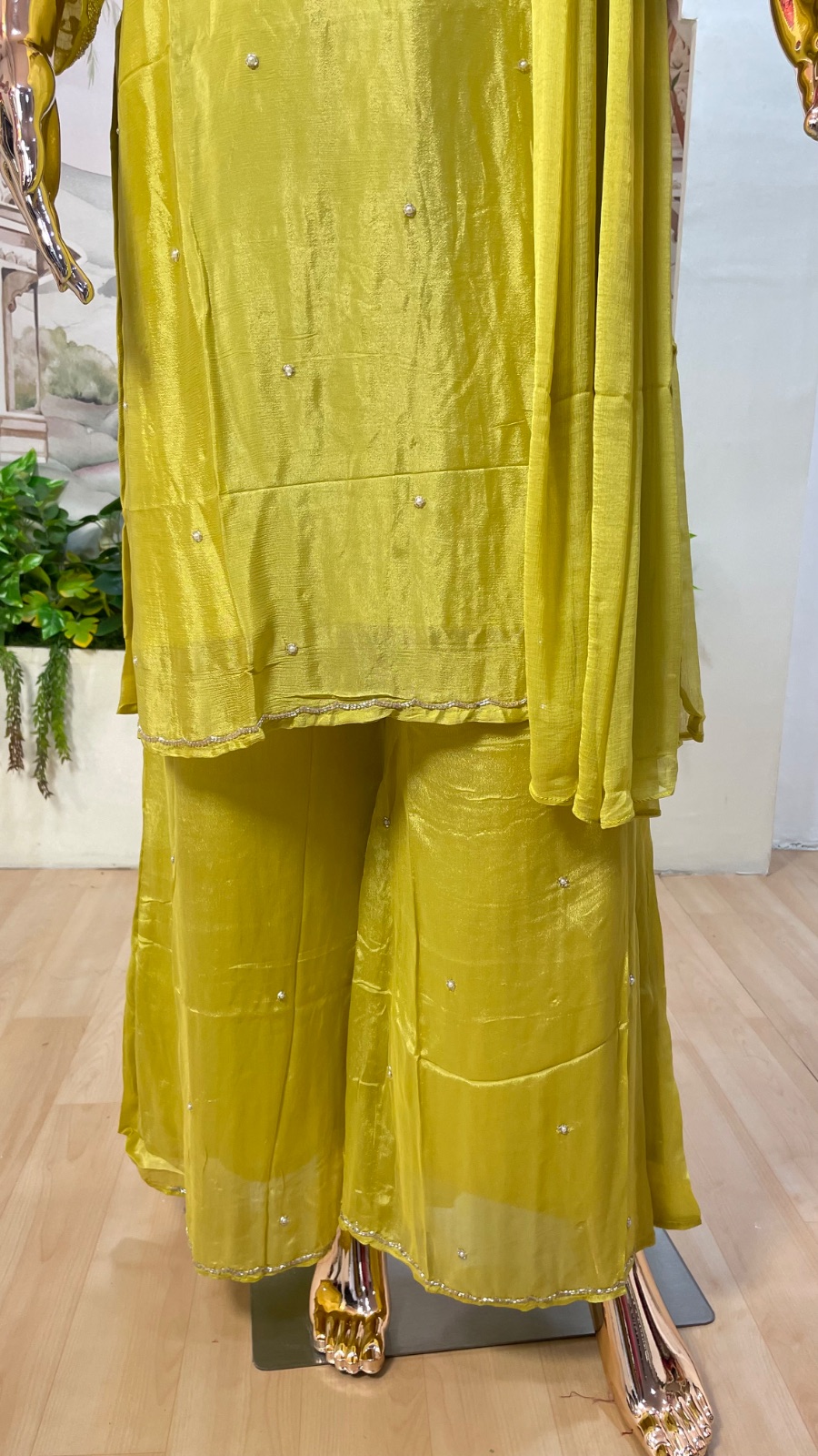 Yellow kurti set angle 7