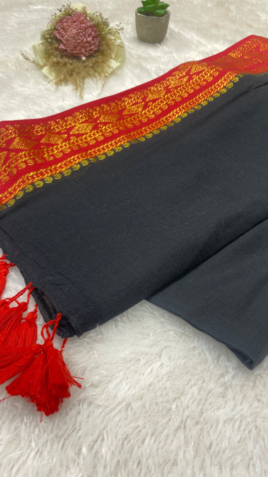 Red cotton saree angle 5