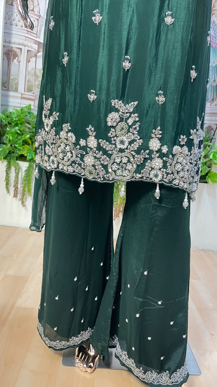 Green kurti set angle 5