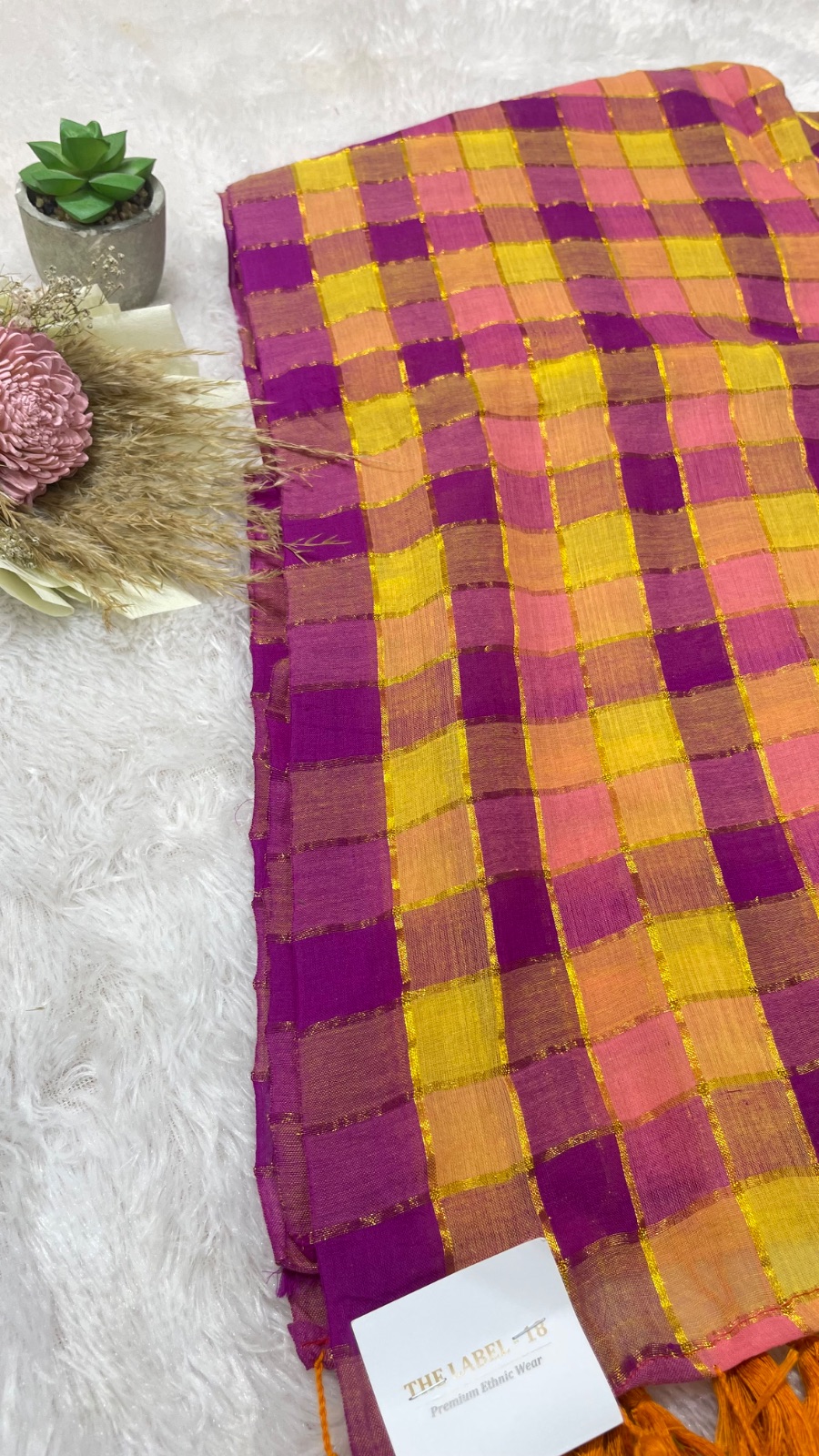 Purple checks pattern saree angle 2