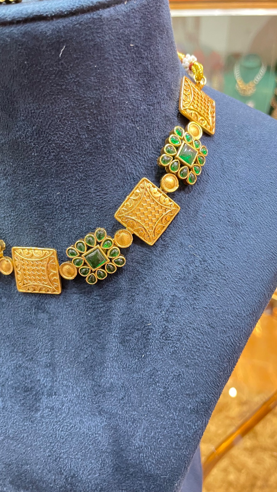 Green motifs square shaped design angle 3