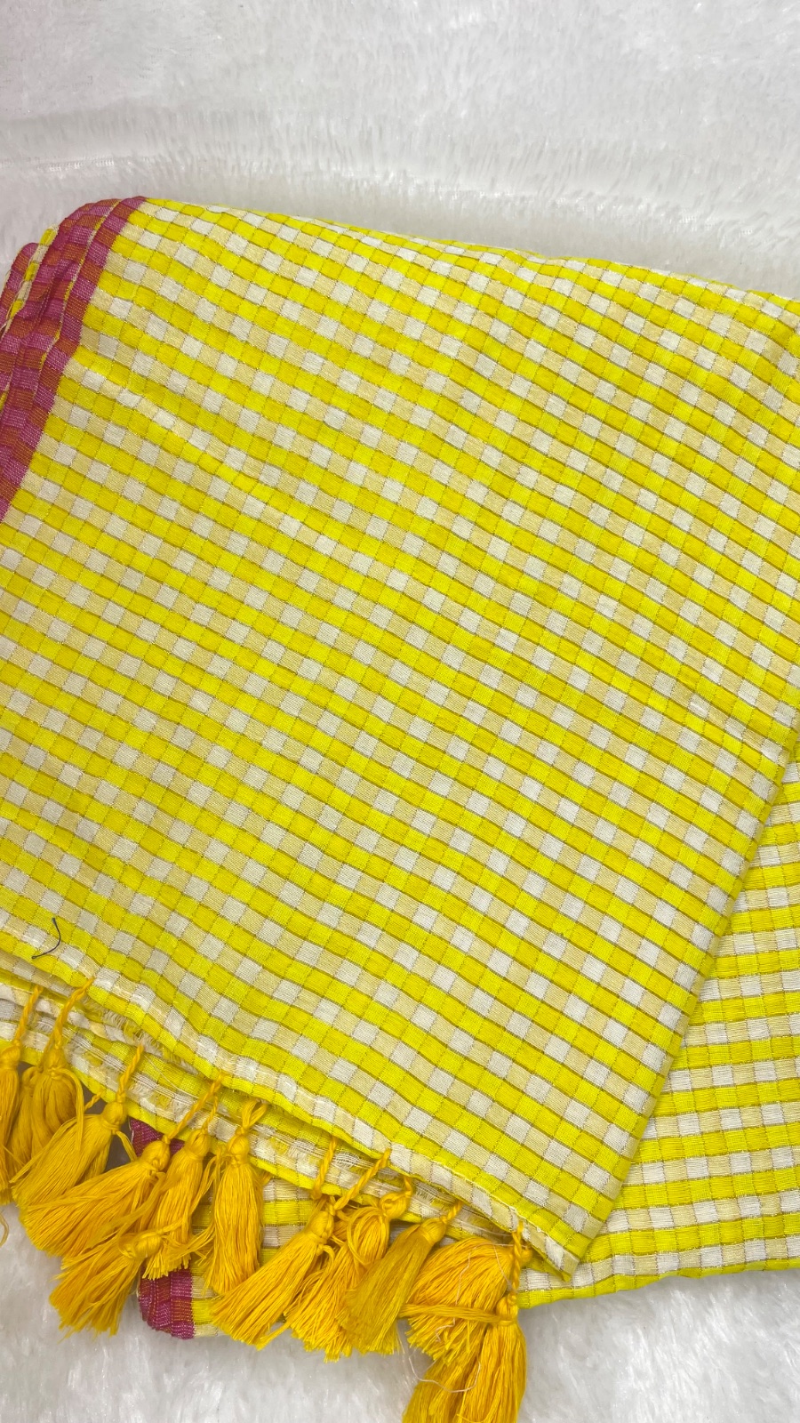 Yellow checked cotton saree angle 3