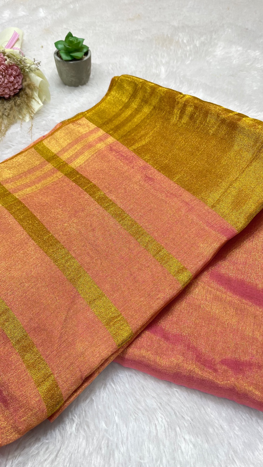 Golden sheen saree pink angle 2