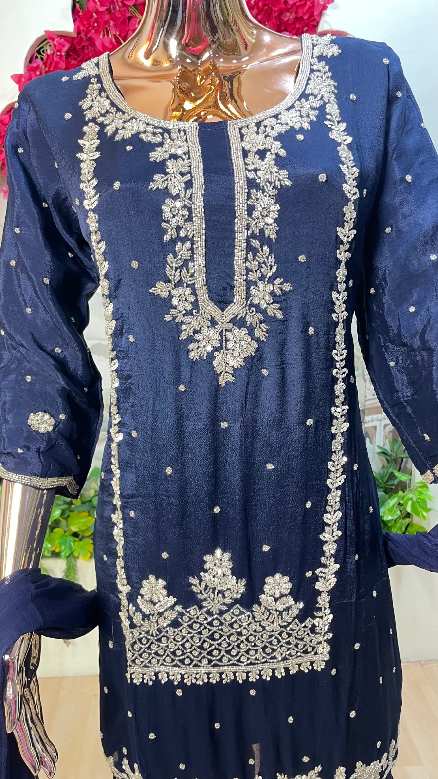 Blue kurti set angle 4