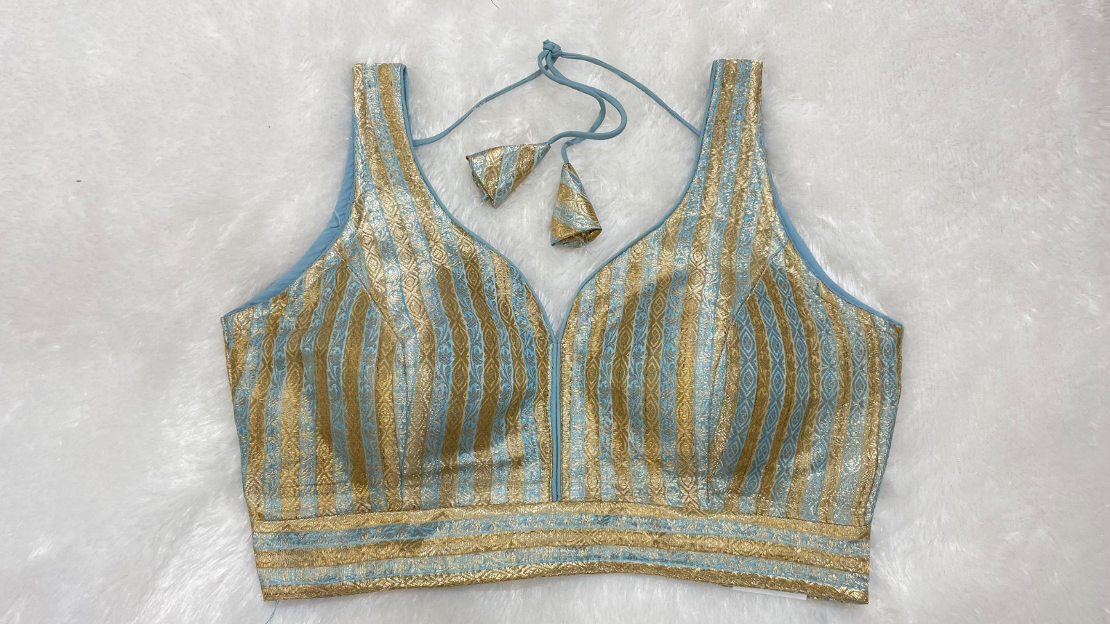 Brocade blouse in Sky Blue