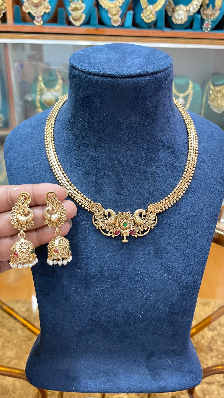 Kanti Necklace