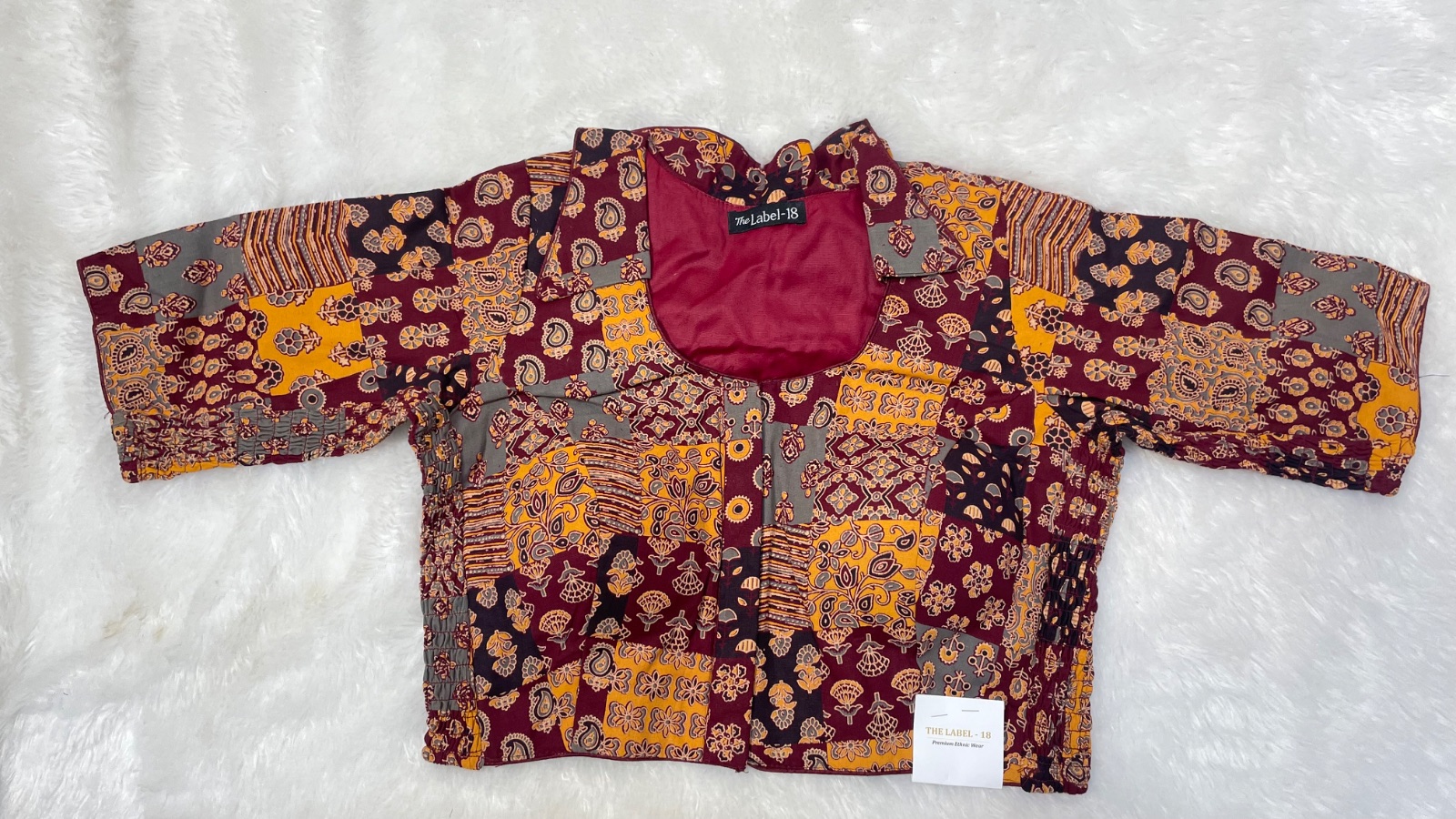 Side elastic cotton blouse in Maroon