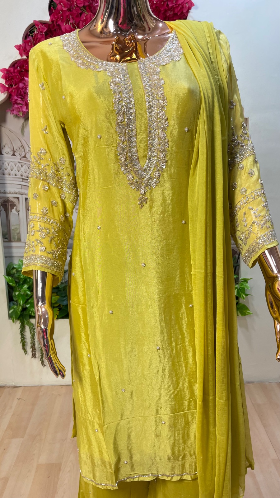 Yellow kurti set angle 3