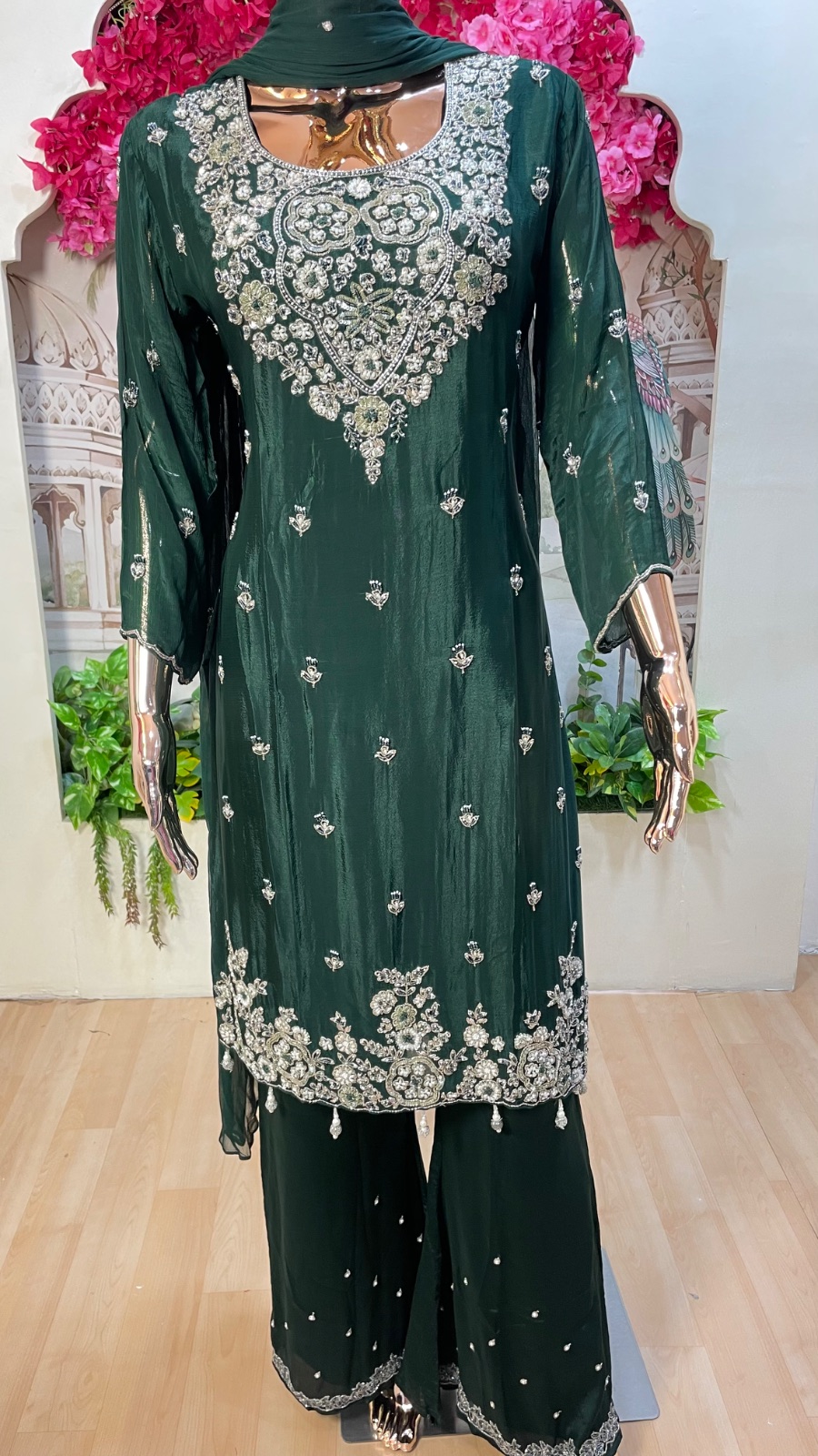 Green kurti set angle 6
