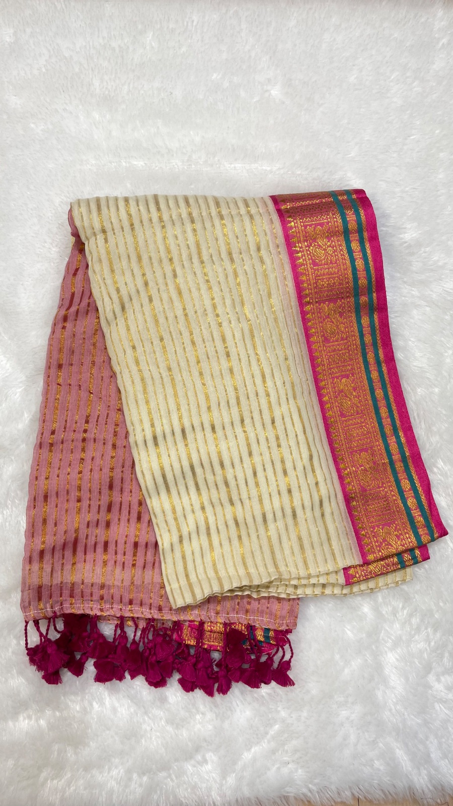 Ivory cotton saree angle 2
