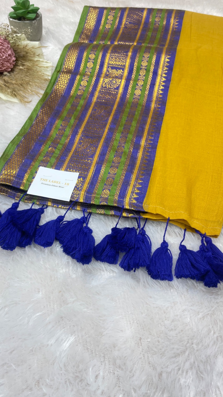 Mustard yellow cotton saree angle 4