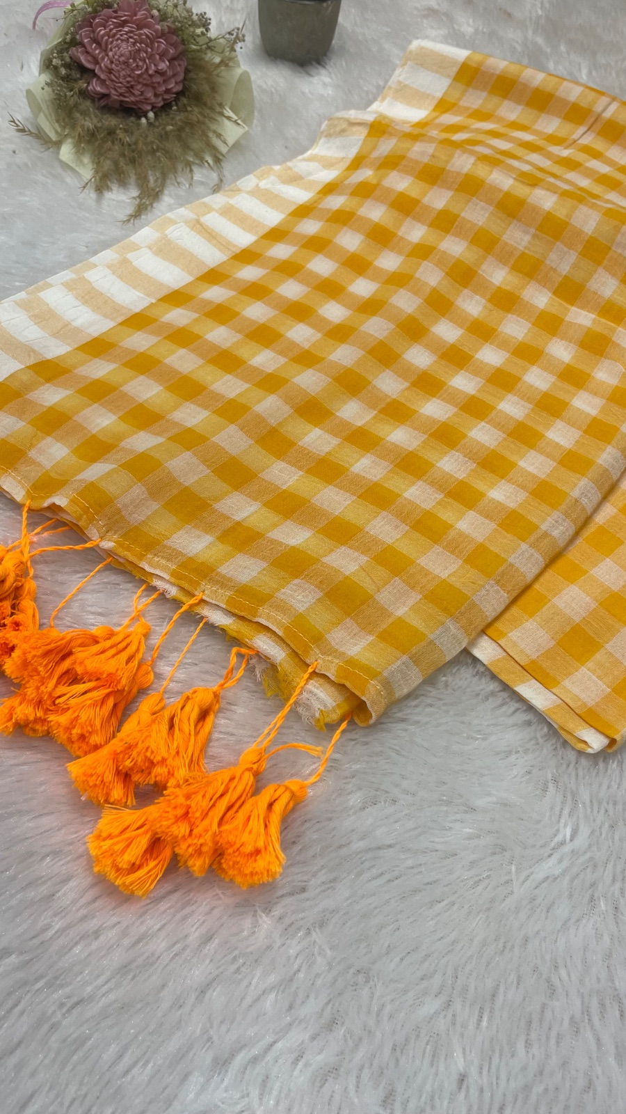 Checked cotton saree angle 4