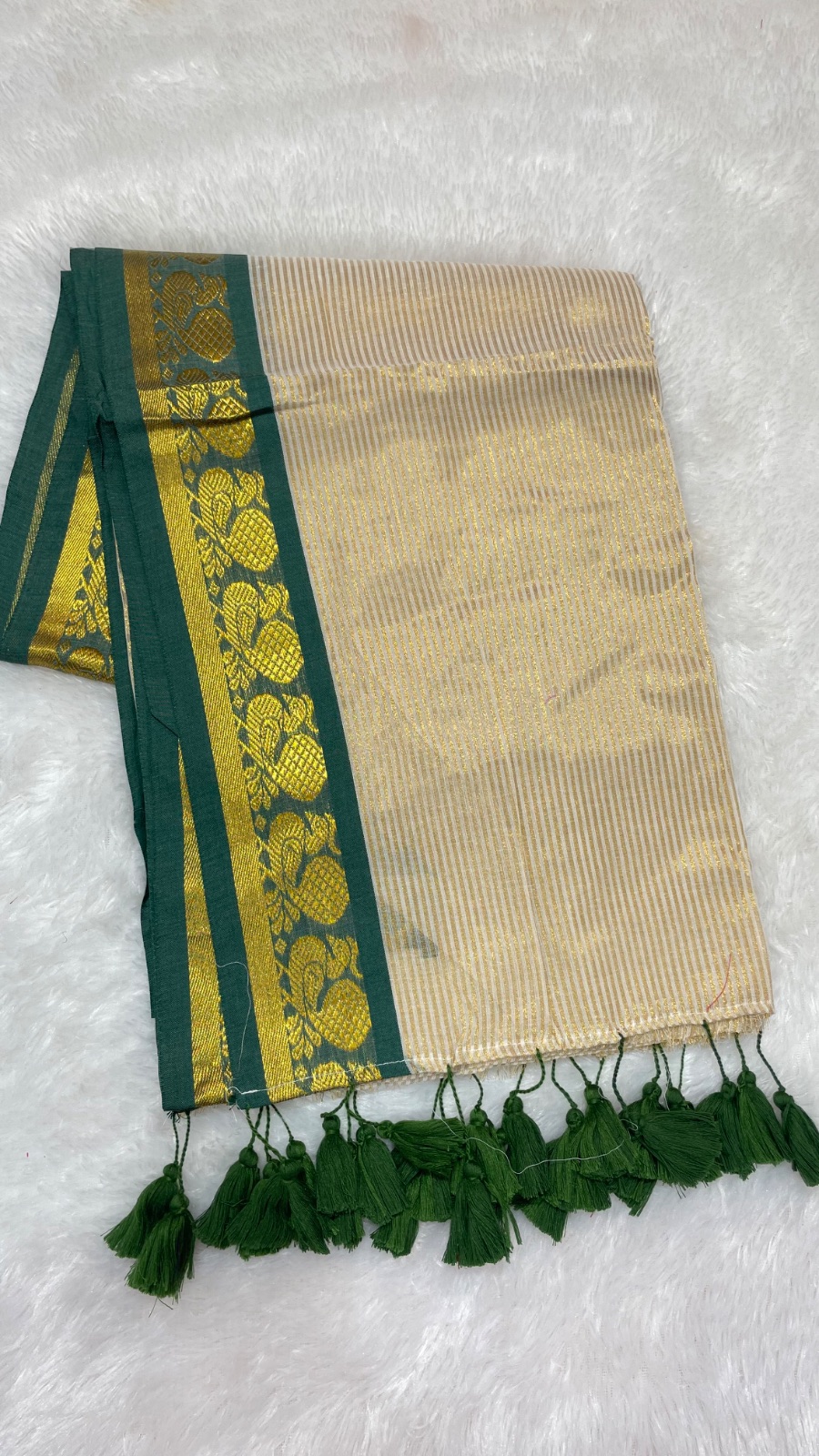 Ivory with green border cotton saree angle 2