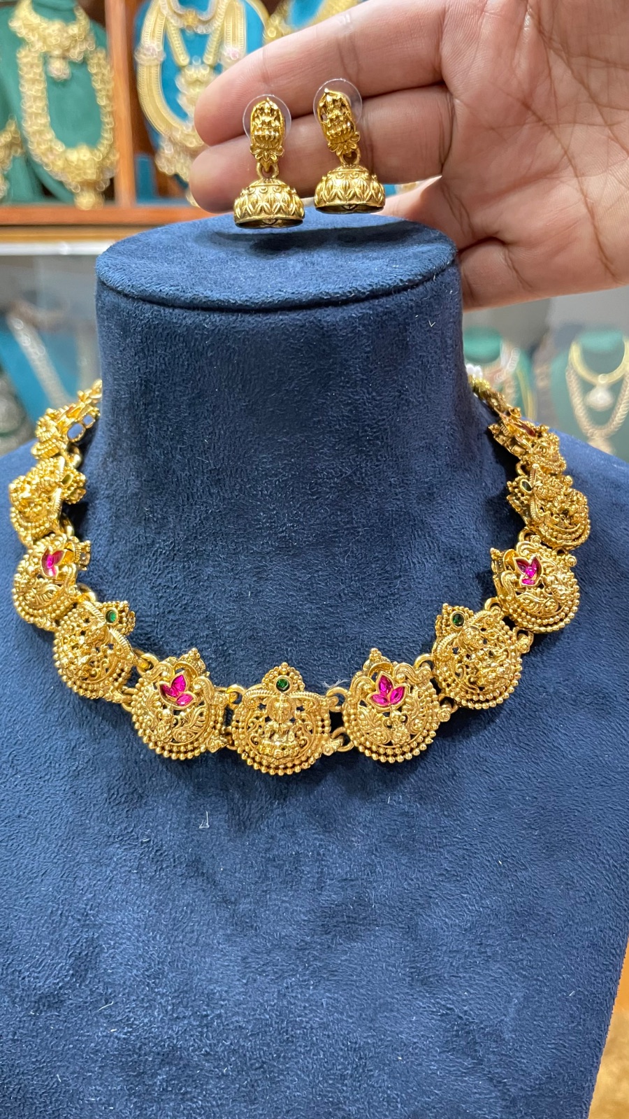 Lakshmi design necklace angle 2