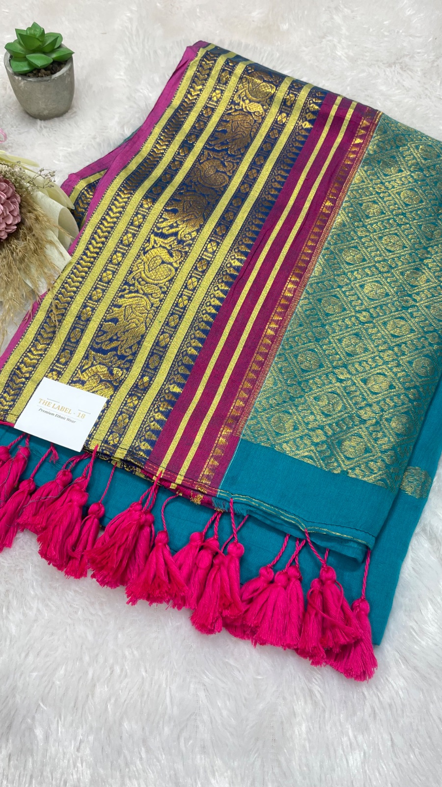 Blue cotton saree angle 4
