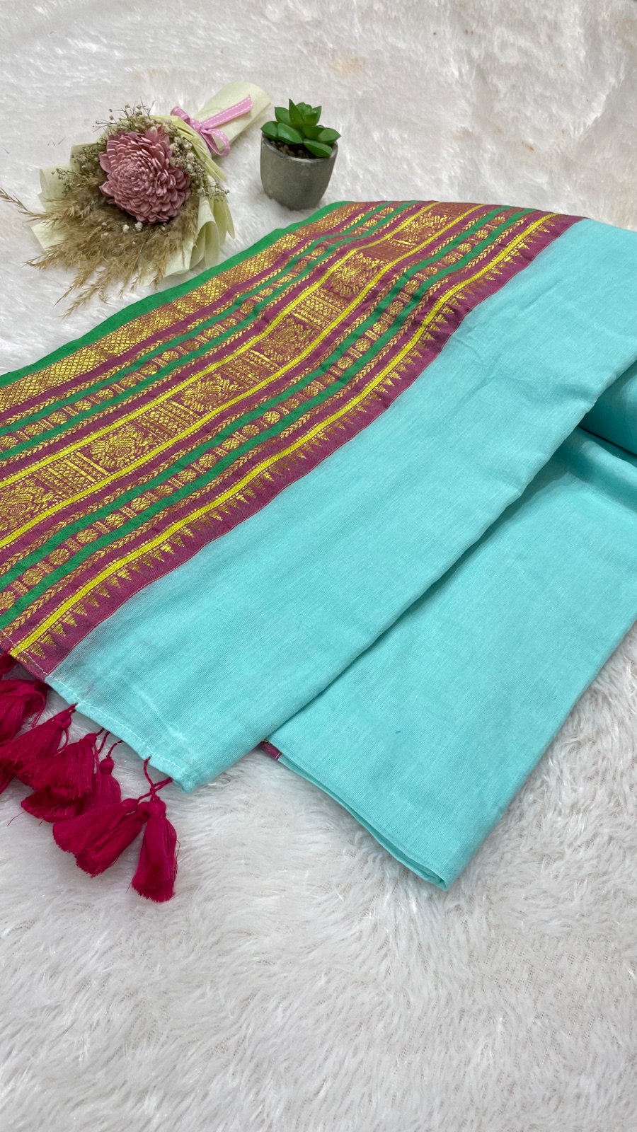 Zari border saree angle 4