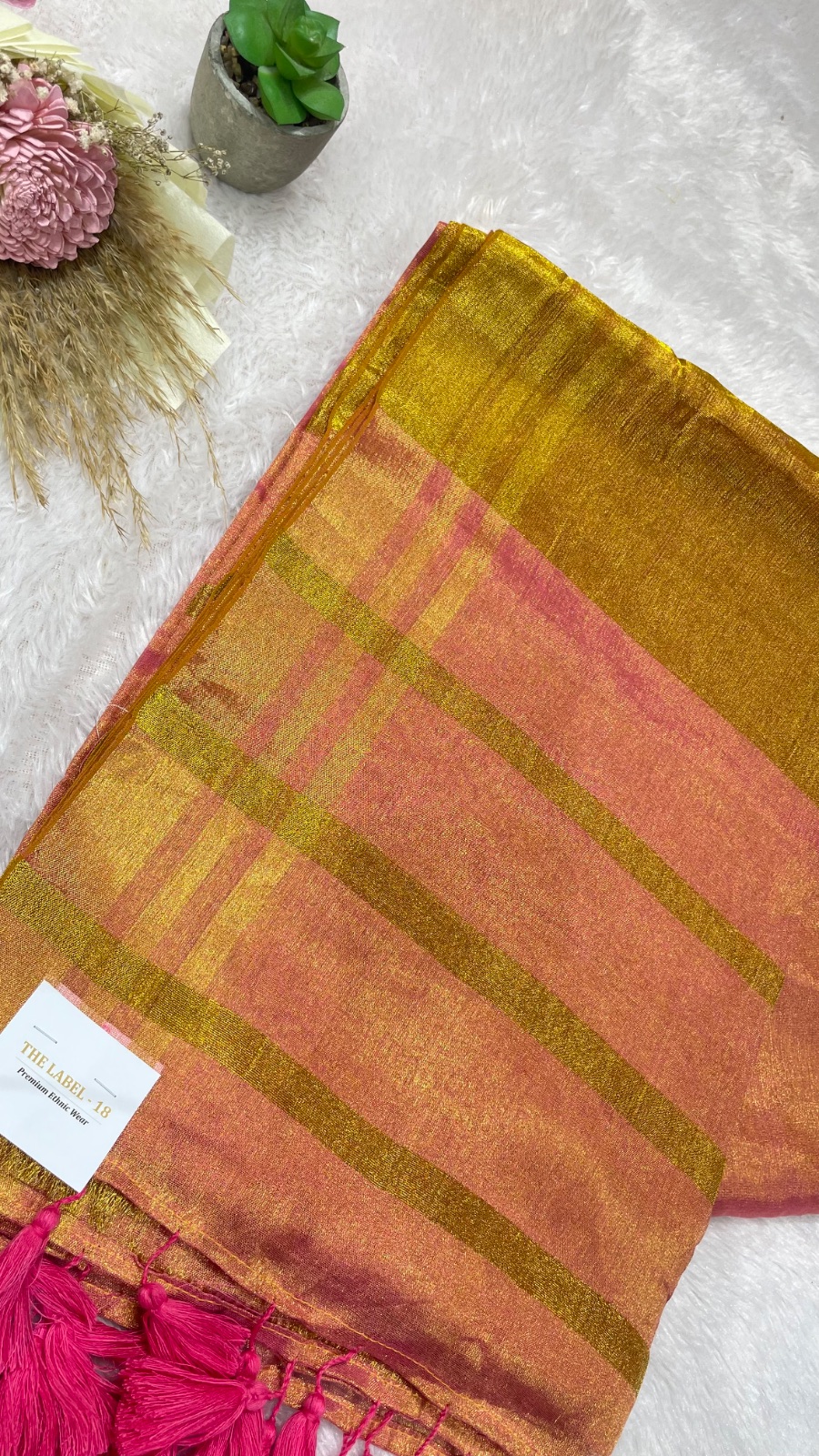 Golden sheen saree pink angle 3